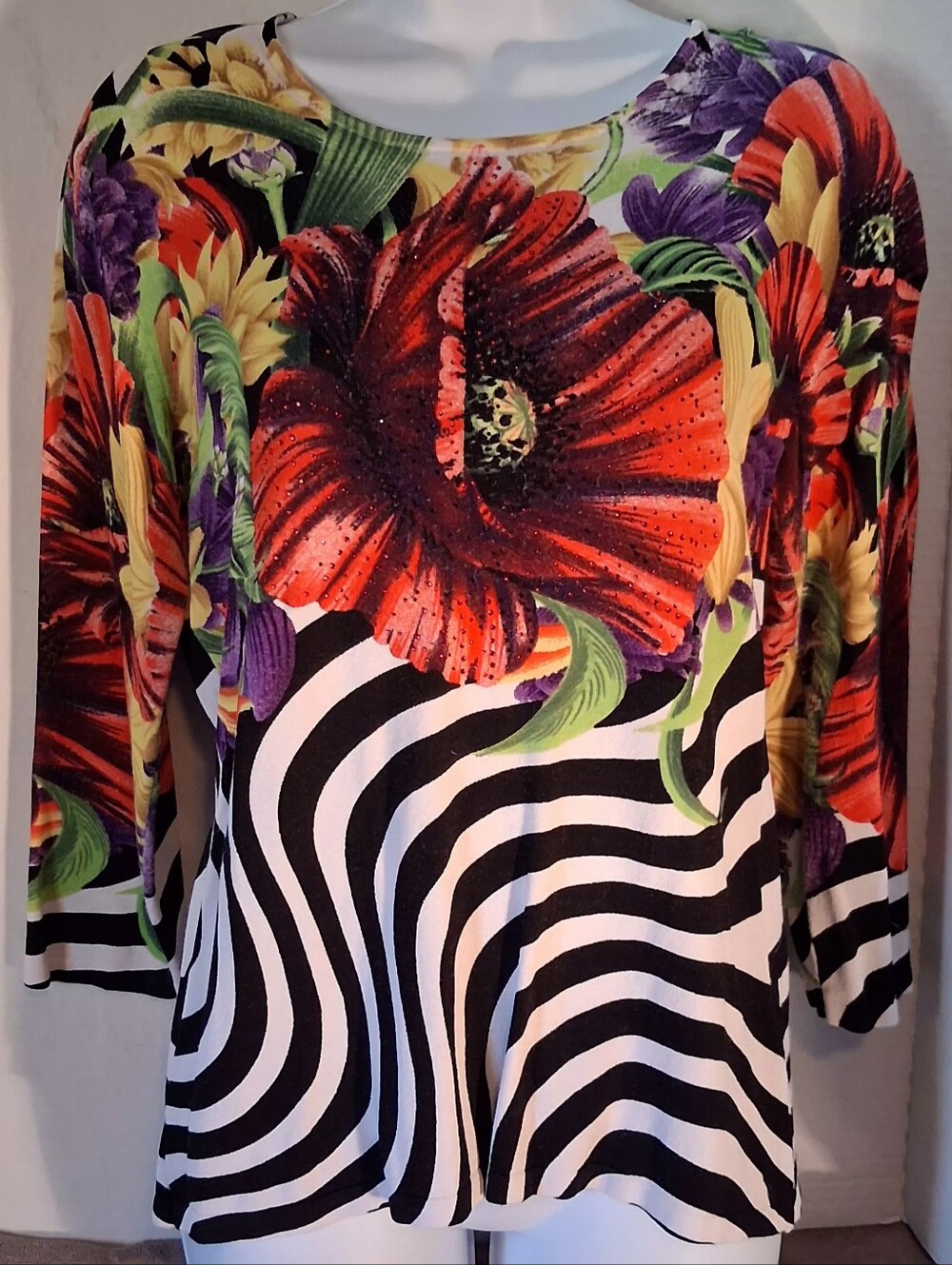 Women's Bold Floral Stripe Long Sleeve Edgy Embellished Pullover Colorful Top